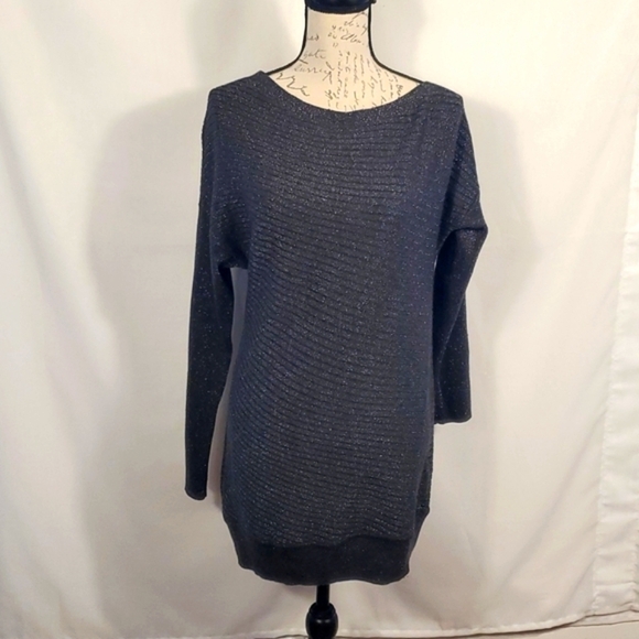 White House Black Market off shoulder Sweater Size Small - Picture 3 of 17